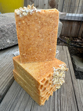 Oatmeal Honey & Turmeric Handmade Soap Bar  π― π