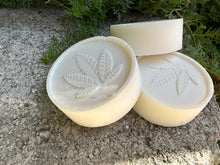 White round dish soap bat